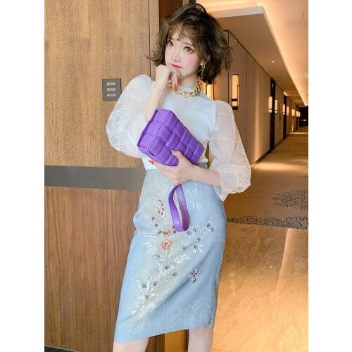 Beaded jacquard embroidery feather pattern high waist slim all-match half skirt female 2020 early autumn new