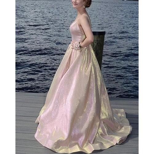 2021 Sparkly Glitter V Neck Prom Dresses with Pockets Spaghetti Straps Sleeveless Formal Evening Party Gowns Robe De Soiree