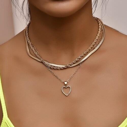 Sparkling Beads Love Heart Chain Tassel Charm Multilayer Clavicle Necklace Ladies Necklace Gold Bohemian Party Jewelry