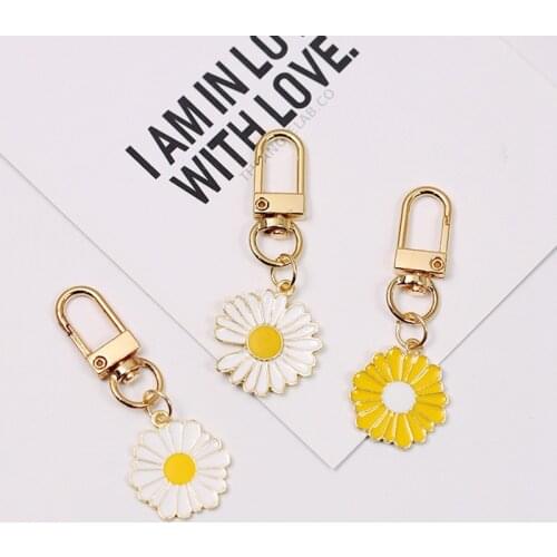 Dayoff Kawaii Yellow White Daisy Keychain Flowers Keychain for Women Enamel Flower Charm Key Chain Women Girls Key Ring K154
