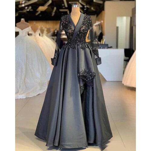 2020 Dark Gray Lace Applique A-line Evening Dress Vintage Long Sleeves Satin Formal Evening Gown Arabic Plus Size Party Pageant