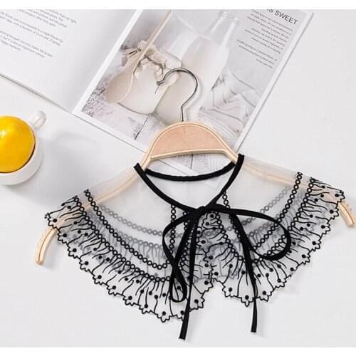 Fashion Women Lace Hollow Out Women Blouse Fake False Collar Clothes Shirt Detachable Collars Shirt Apparel Accessories