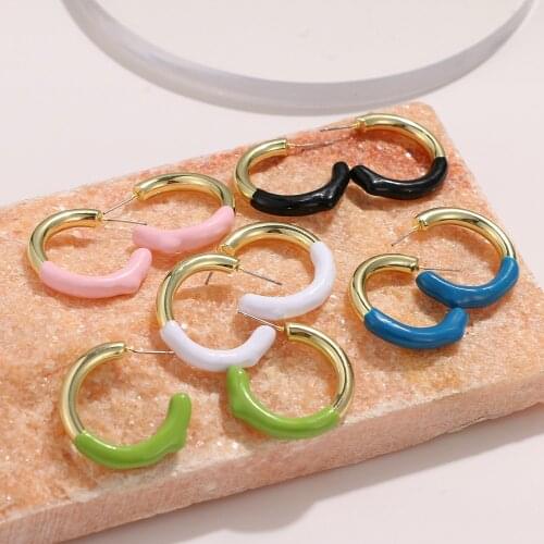 New Korean Metal Acrylic Round Hoop Earrings for Women Fashion Golden Geometric Colorful C-shaped Earrings Jewelry Accessories