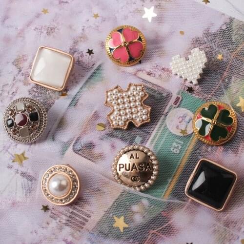 TQ Gold Buttons China