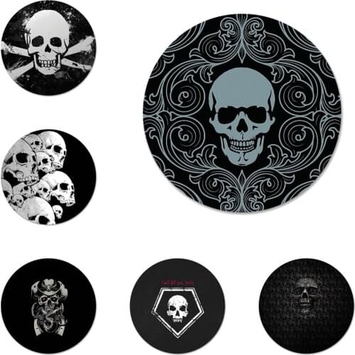 Gun Black Skull Punisher Skull Brooch Pin Cosplay Badge Accessories For Clothes Backpack Decoration Gift 58mm