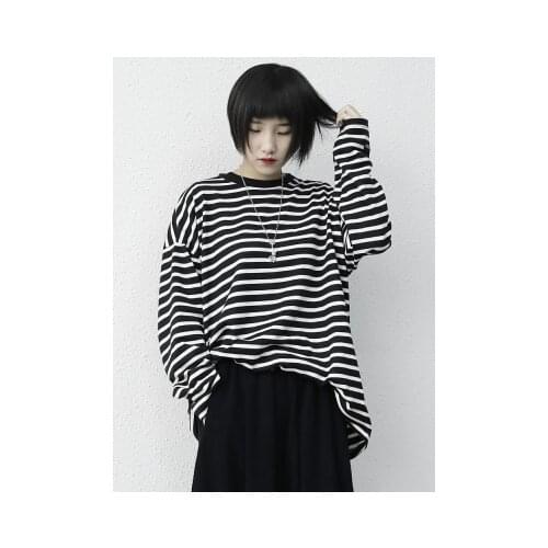 Spring 2021 new round-necked pullover long-sleeved t-shirt loose thin languid wind sweater blouse autumn