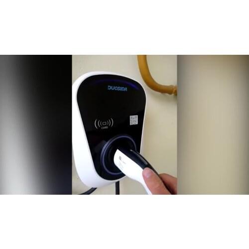 TUV /CE EV Car Charging Stations 32A 7.2KW IEC 62196-2 type 2 WIFI Solar Wallbox EV Charger for Car EV Charger Wallbox Station