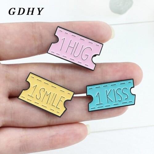 GDHY Placard Slogan 1 SMILE 1 HUG 1 KISS Brooch Enamel Pins Pink yellow Blue Rectangle Brand Brooches Valentines Day Gift Badge