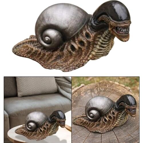 Creative Alien Snail Statue Crafts Decoration Outer Space Character Statue Outdoor Garden Yard Ornaments Dollhouse Photo Prop