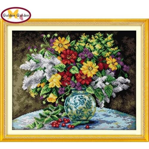 GG Beautiful Vase Cross Stitch Set DIY Handmade Craft Printed Design Joy Sunday Cross Stitch Set Embroidery Kit for Home Decor