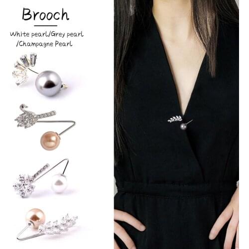 1PC Exquisite Creative Pearl Flower Zircon Brooch Peacock Swan Collar Pin Leaf Zircon Brooches Womens Cloth Accessoires Gift