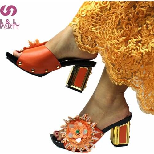 Latest Orange Color Italian Women Shoes with Platform Mature Style Comfortable Heels for Wedding Paraty