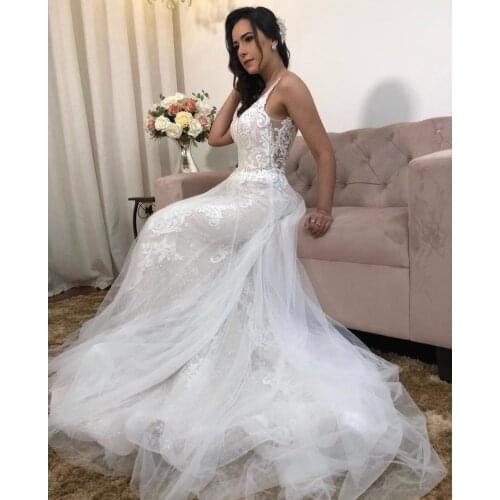 Wedding Dress A-Line Tank V-Neck Lace Appliques Sequined Backless Tulle Floor Length Sweep Train Elegant Bride Gowns New