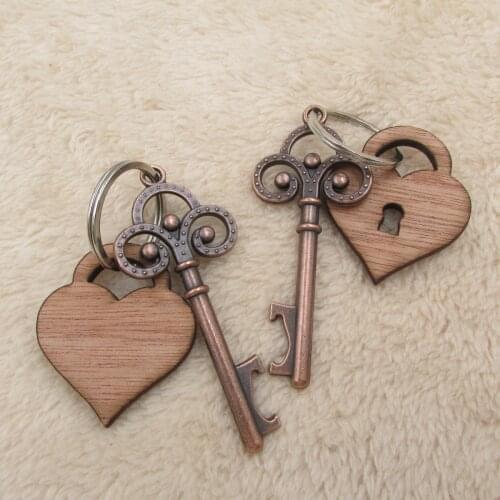 Wooden Engraved Key And Lock Shape Bottle Opener Keychain Key Ring Best Wedding Party Favors