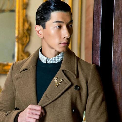 High End Trendy Broche Elk Head Pins and Brooches Animal Deer Metal Brooch Pin Badge Scraf Buckle Collar Suit Accessories