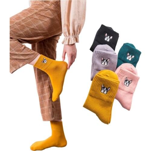 2018 new woman girl Japanese cartoon bulldog pattern cotton embroidery in tube socks thread mouth design Harajuku retro yellow