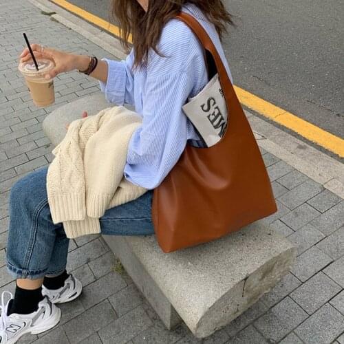 Autumn and winter new big bag women 2020 fashion ins Korean net red shoulder bag large capacity