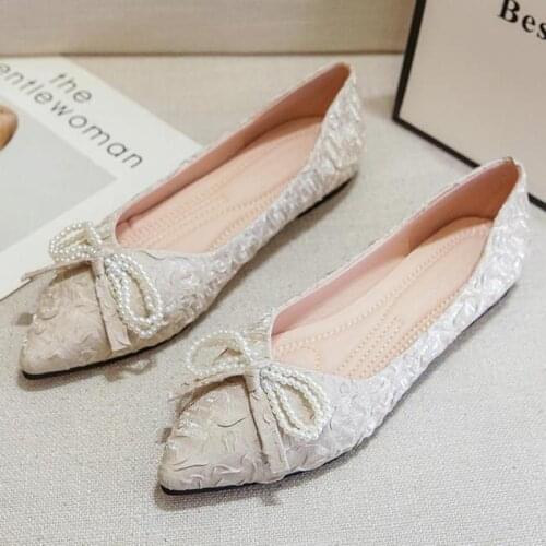 Fashion Bow Women Shoes Flat Slip On Loafers Comfortable Woman Shallow Single Shoes Pearl Lady Footwear Plus Size 42 43