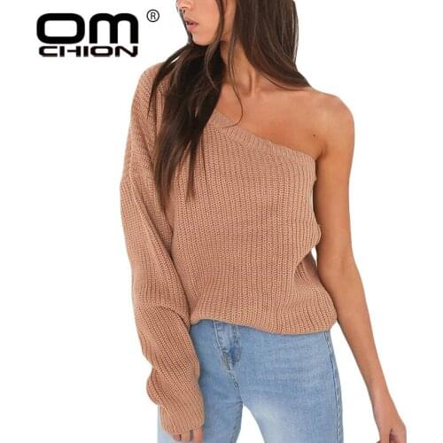 OMCHION Irregular Neck One Shoulder Off Sexy Sweater 2018 Autumn Winter Solid Knit Women Pullover Streetwear New Jumper LMM203