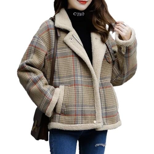 2020 High quality Plaid Lamb Fur Coat female New Autumn Winter short Loose Woolen padded coats Long sleeve Tops Womens jackets