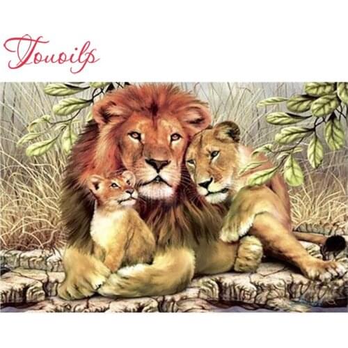 Touoilp Lion family 5d diamond embroidery stitch crystal square&round 5d diamond sets decorative 5d diamond painting mountain
