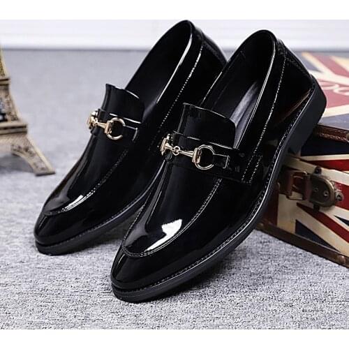 2019 spring and autumn mens dress shoes patent leather Oxford shoes mens casual shoes pointed British style breathable busines