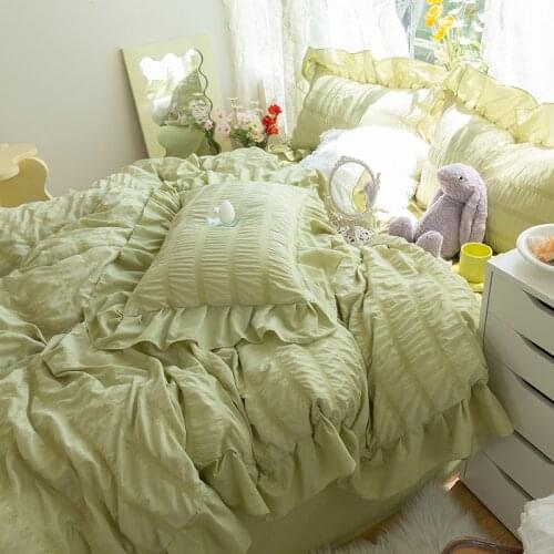 Luxury Super Soft Seersucker Fabric Princess Ruffle Bedding Set Queen King Size Quilt Duvet Cover And Pillowcases Double Bed Set