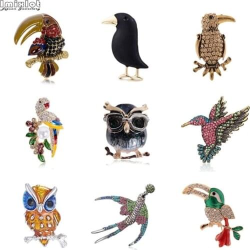 Cute Enamel Flamingo Brooches Unisex Women Rhinestone Flying Swallow Toucan Owl Peacock Brooch Pins Animal Broche Jewelry Gift