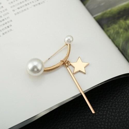Simple scarf sweater cardigan safety paper clip Women pearl feminina three pearl shirt brooch jewelry brooches Shirt Collar Pin