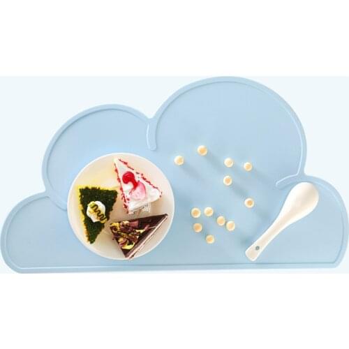 1Pcs Cloud Shape Placemat Kids Plate Mat Food Grade Silicone Table Pad Waterproof Heat Insulation Kitchen Gadget Easy Cleaning