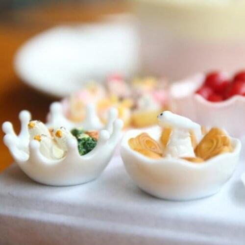 4PCS/Set 1:12 Crown Shaped Dishes ＆ Water Drop Crown Shape Plate Dollhouse Miniature Tableware For Dollhouse Decals New Arrival