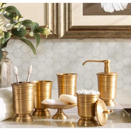 Brass Toothbrush Holder Soap Dish Dispenser Pump Bottle American Retro Golden Bathroom Accessories Set Home Decoration Wash Tool
