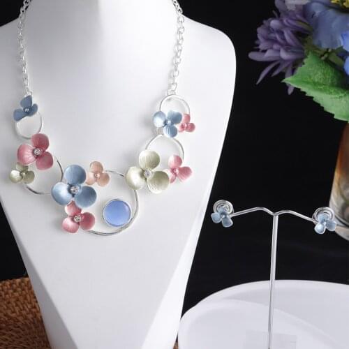 MeiceM New Design Necklaces Set Enamel Flower Necklace for Women Wedding Party Gift Collares Mujer Choker Necklaces 2020 Hot