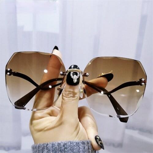 Women Rimless Gradient Sunglasses Fashion Design Trimming Framless Sun Glasses Ladies Retro Curved Temples Eyewear