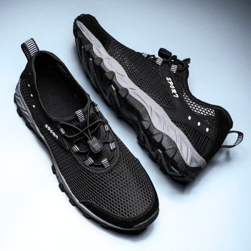 New mens sandals hollow breathable beach 39 lightweight casual slippers with holes garden shoes mesh clogs summer knit sandalias