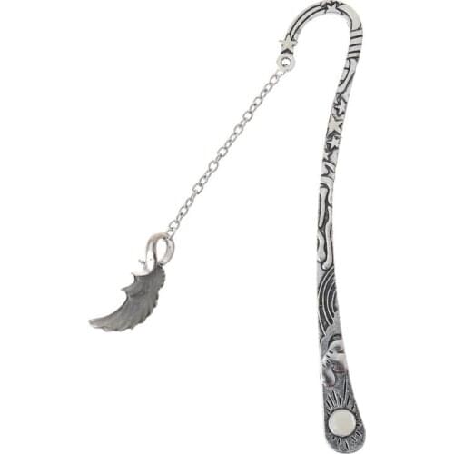 Glow In The Dark Luminous Book Marker Creative Stars Bookmark Label School Office Stationery P9YA