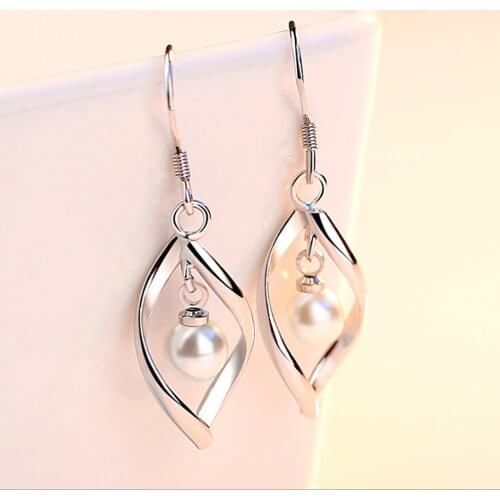 Spring And Summer Korean Temperament Tassel Ear Stud Contracted Fashion Reverse Pearl Eardrop4290011