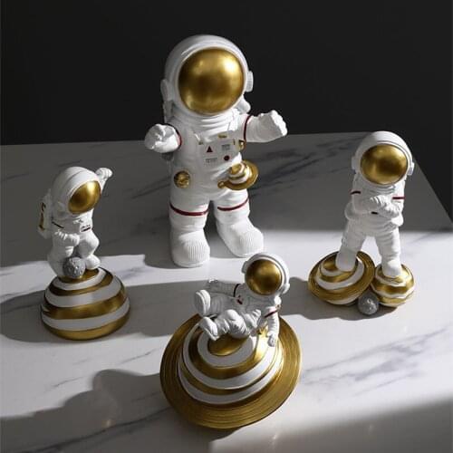 Creative Designer astronaut Statue Resin sculpture Crafts Simple Living Room Ornaments Home Office Store Decors Decorations