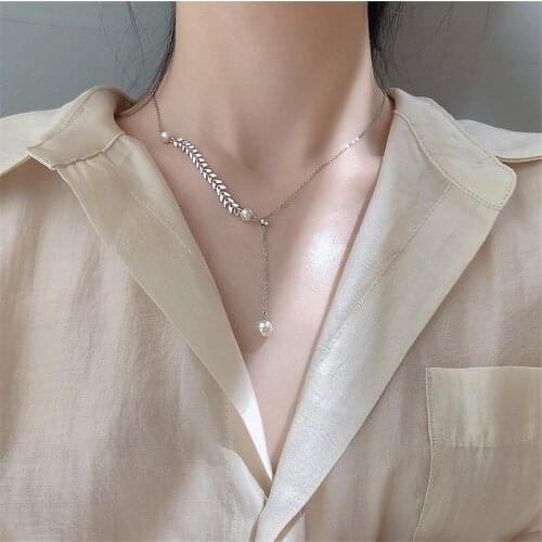 Charm Leaf White Pearl Pendant Necklace Vintage Fashion Silver Color Chokers Necklaces For Women Wedding Clavicle Chain Necklace