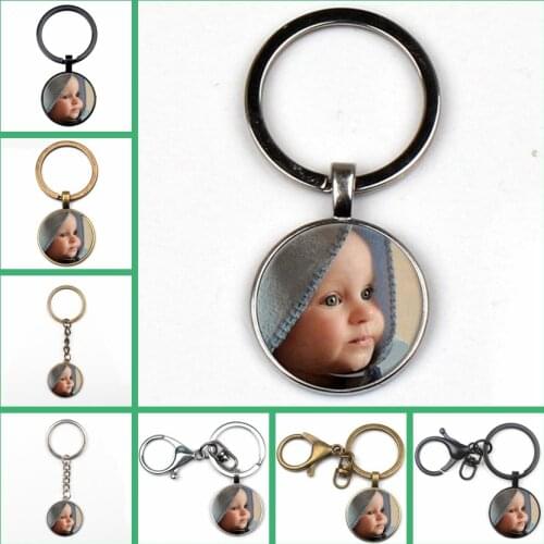 Personalizeds Photo Pendant Custom Keychain Photo of Your Baby Child Mom Dad Grandparents Like A Gift for A Family Member Gift