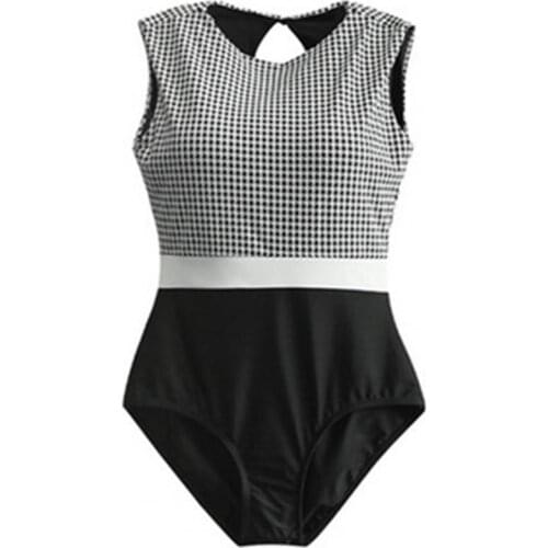 Swimsuit One-piece Comfortable Polyester Women Slim Bikini for Beach Party Slim Bikini One-piece2021