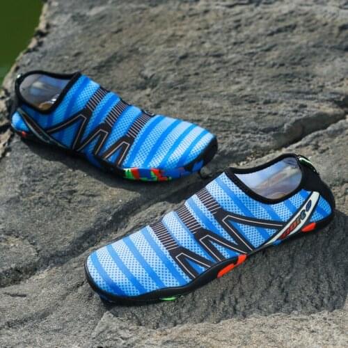 Men and women barefoot sports shoes beach water shoes lovers outdoor fishing swimming quick-drying water sports shoes 5z