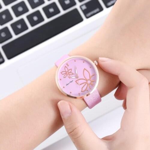 Embossed Flowers Retro Women Fashion Watches Chinese Style Fresh Simple Ladies Wristwatches Casual Female Leather Quartz Watch
