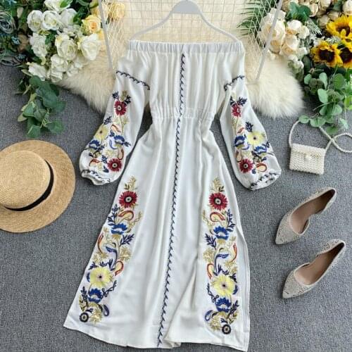 Vintage Chic Ladies Embroidery Beach Dresses 2020 Bohemian Dress For Women Puff Sleeve Midi Boho Dress Bohemian Vestidos DD2533