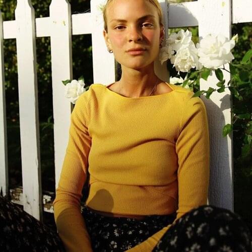 2018 High Quality New Womens Yellow Sweater Sexy Hollow Exposed Navel Slim long-Sleeved Knitted Blouse Long-sleeve Tops