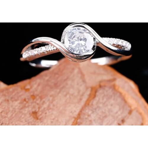 New Exquisite Wedding Crystal Rings for Women Couple Engagement Bridal Romantic Creative Ring Female Jewelry Gift Wholesale