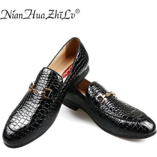 2021 New Italian Design Male Loafers Luxury Wedding Prom Men Dress Shoes High Quality Slip On Red Bottom Big Size Shoes