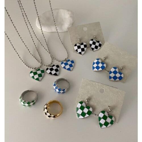 INS Hot Grid Heart Pendant Necklace Jewelry Classic Black White Checkerboard Grid Drop Oil Earring Rings For Women Girl