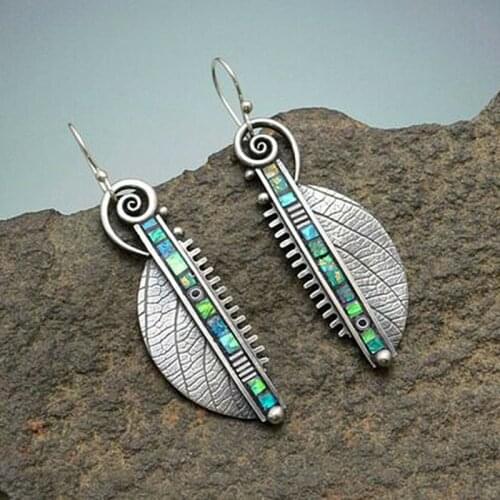 Vintage Spiral Jagged Crochet Earrings for Women Metal Indian Leaves Leaf Palm Hanging Dangle Earrings Bohemia Wholesale D422