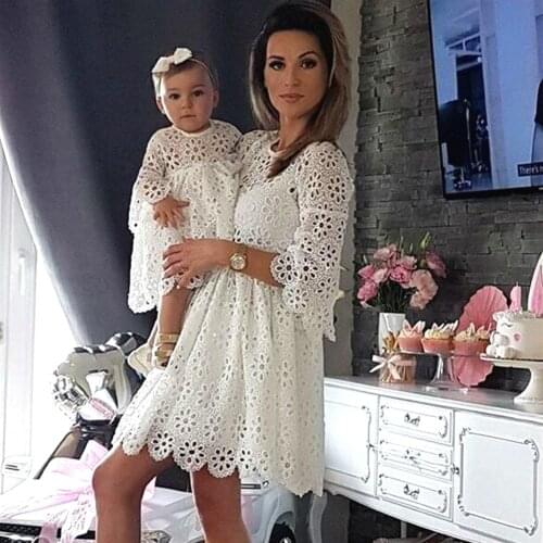 2019 Mother and Daughter Lace Long Sleeve Dress Family Matching Outfits Women Baby Girls Party Wedding Dresses Autumn Clothing